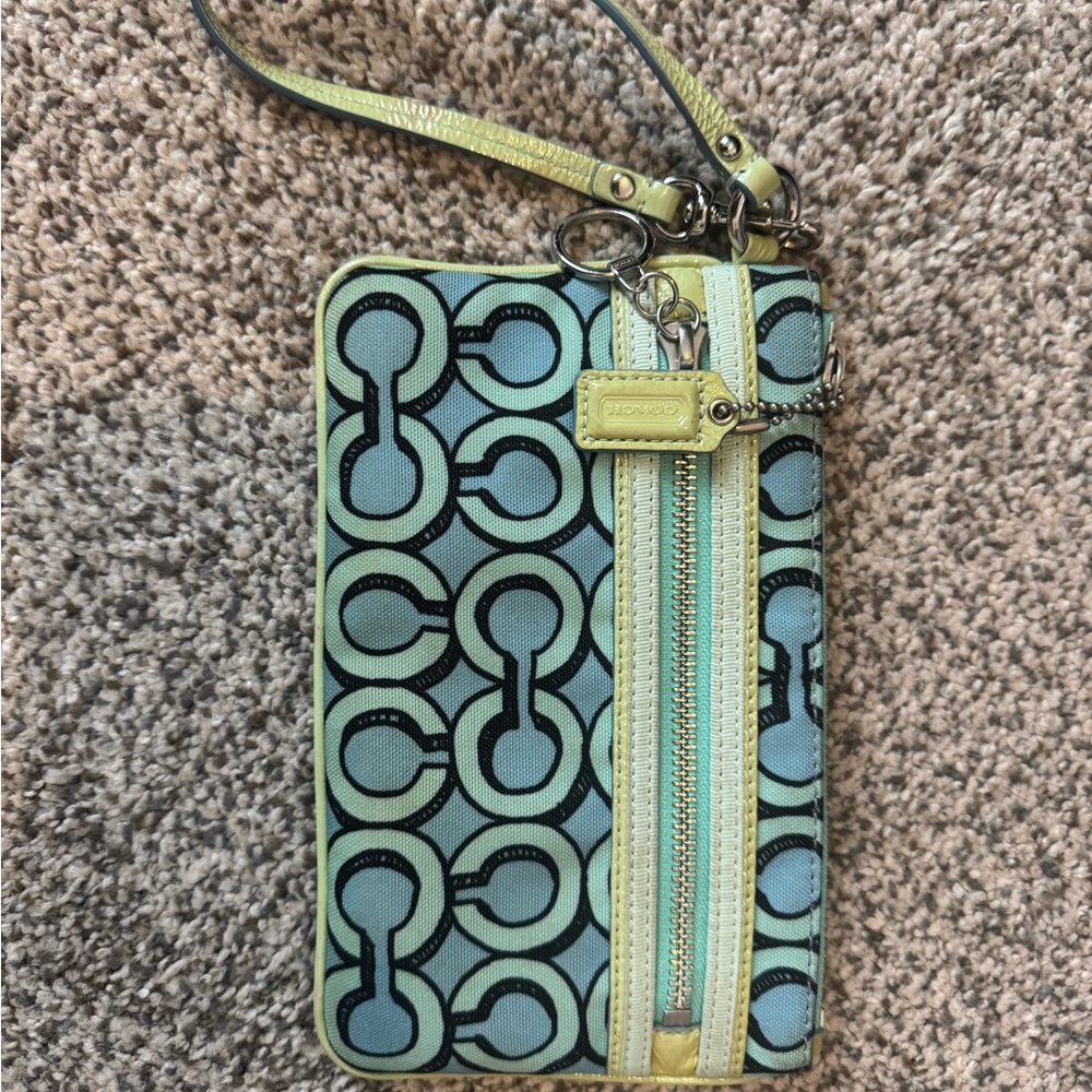 Coach Poppy Turquoise Wristlet